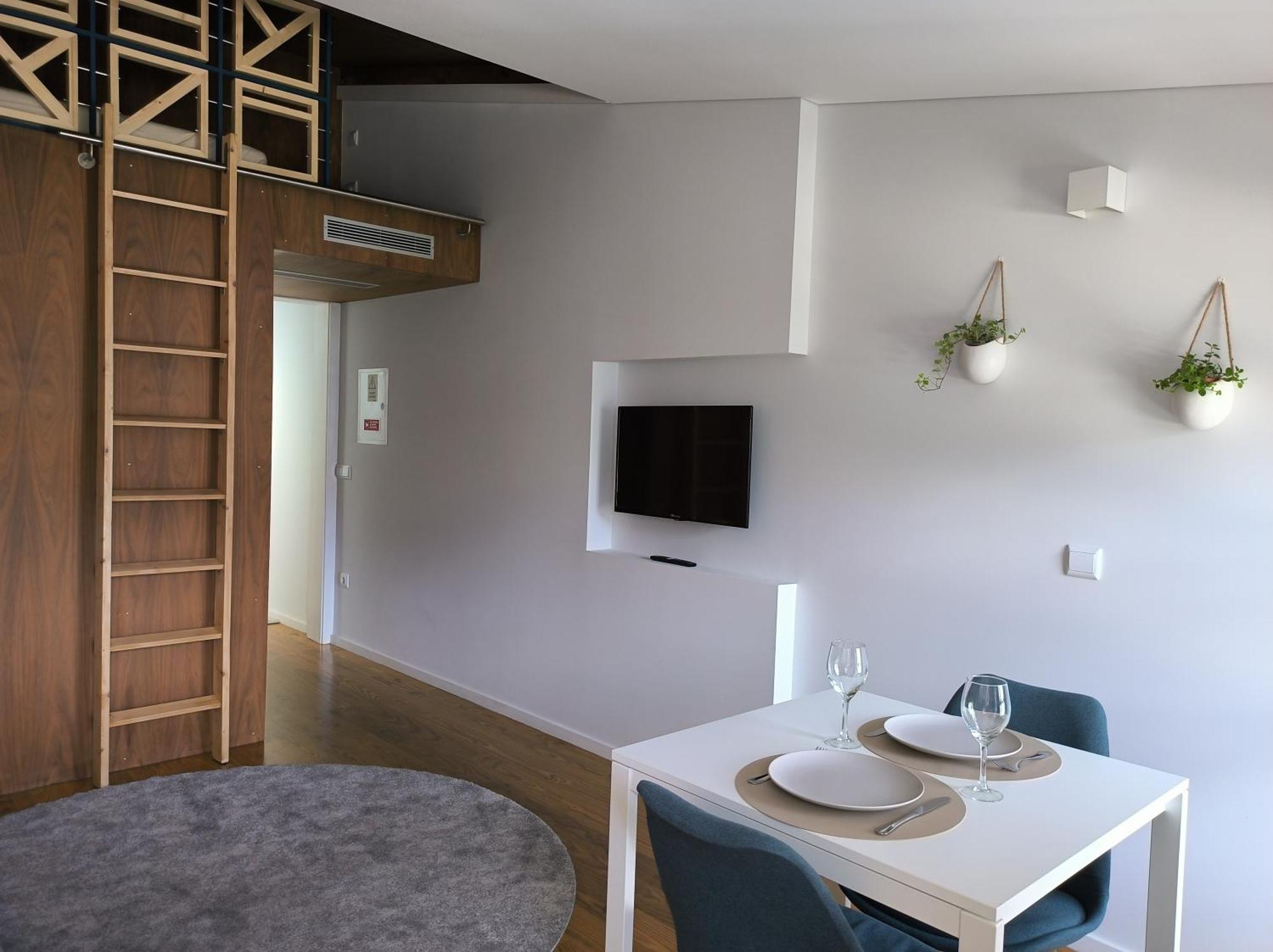 Domi Suites & Studios Guimaraes Luaran gambar